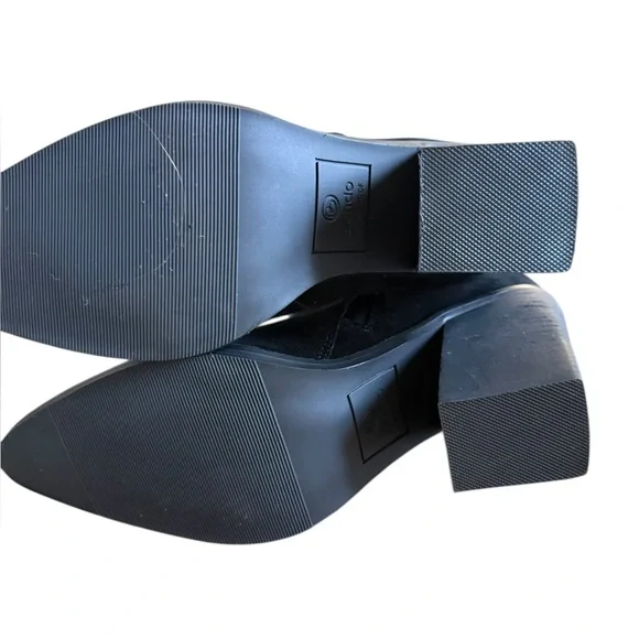 Blondo Sidnee Waterproof Black Suede Booties – Sz 8M